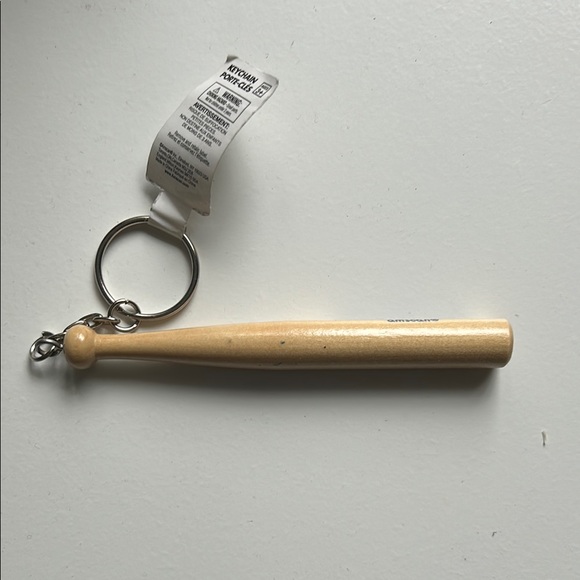 Amscan Mini Baseball Bat Keychain - Picture 4 of 4